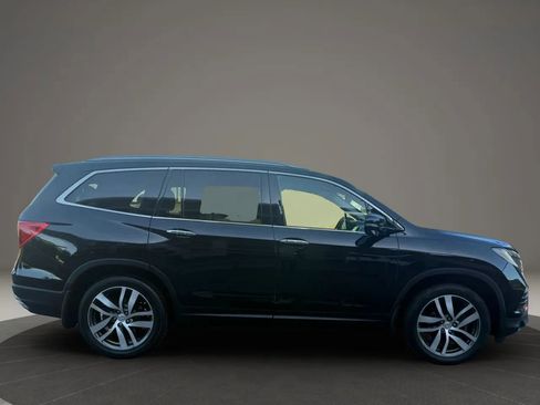 Used 2016 Honda Pilot Touring image 4