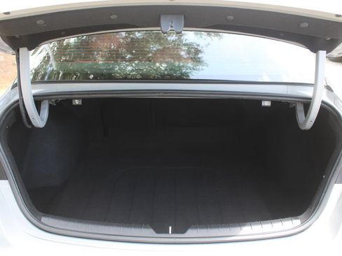 Used 2021 Kia K5 GT-Line w/ GT-Line FWD Premium Package image 10