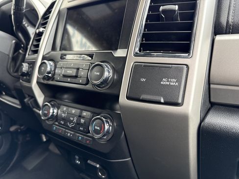 Used 2020 Ford F250 Lariat image 56