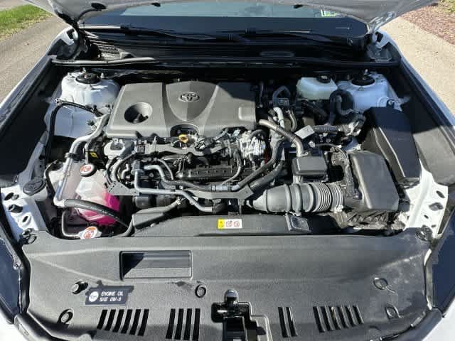 Used 2025 Toyota Camry SE w/ Convenience Package AWD/4WD image 25