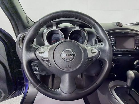 Used 2016 Nissan Juke SV image 12