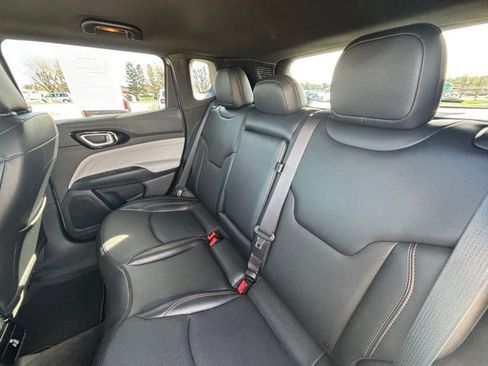 Used 2023 Jeep Compass Limited w/ Elite Group AWD/4WD image 21