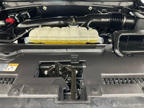 Used 2025 Lincoln Navigator Reserve image 74