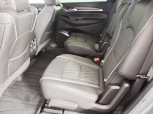 Used 2023 Buick Enclave Avenir w/ Avenir Technology Package AWD/4WD image 7