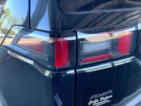 New 2026 Jeep Cherokee Overland w/ Trailer Tow Group AWD/4WD image 17