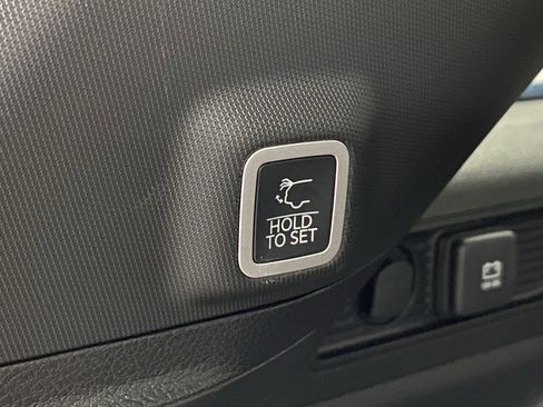 New 2026 Jeep Grand Cherokee Limited AWD/4WD image 16
