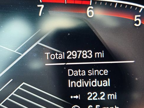 Used 2023 BMW 530i xDrive w/ Premium Package image 26