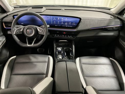 Used 2025 Buick Envision Sport Touring AWD/4WD image 16