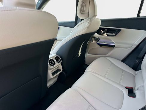 New 2026 Mercedes-Benz GLC 300 image 15