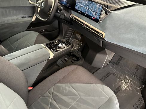 Used 2023 BMW iX xDrive50 w/ Sport Package image 16