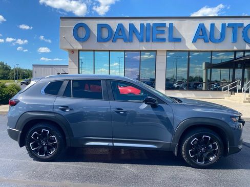 Certified 2025 MAZDA CX-50 Meridian Edition w/ Apex Package AWD/4WD image 2