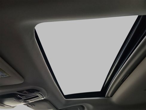 Certified 2025 Subaru Outback Onyx Edition image 34