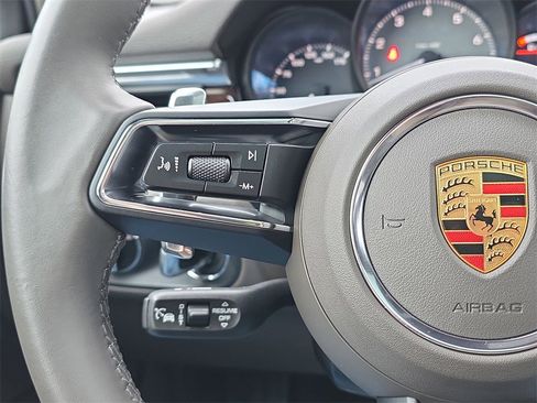 Used 2024 Porsche Macan S image 20
