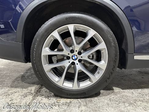 Used 2019 BMW X5 xDrive40i w/ Premium Package 2 AWD/4WD image 32