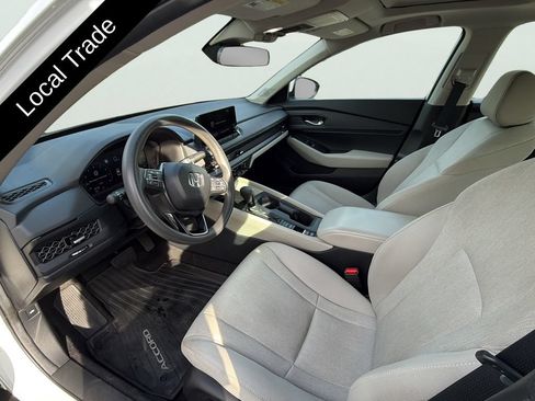 Used 2024 Honda Accord EX image 9