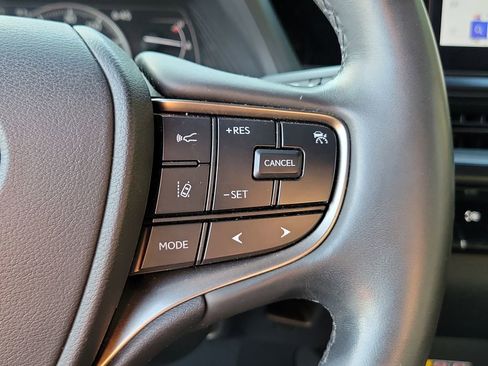 Used 2023 Lexus UX 250h FWD w/ Accessory Package (Z2) image 24