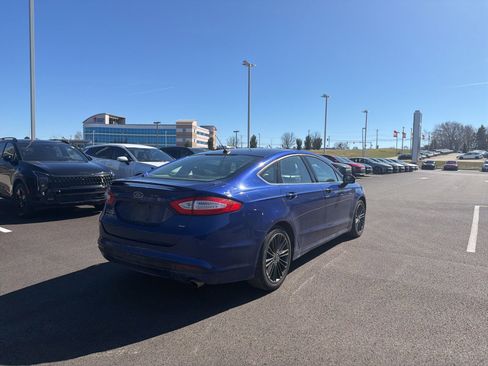 Used 2015 Ford Fusion SE w/ Equipment Group 201A image 5