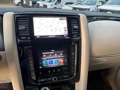 Used 2021 INFINITI QX80 Sensory w/ All-Season Package image 10