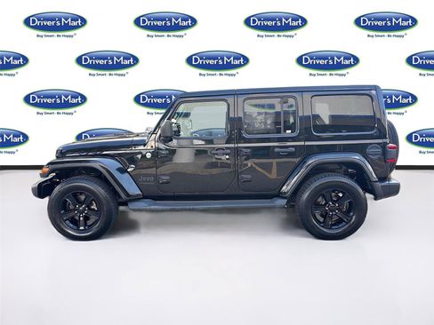 Used 2020 Jeep Wrangler Unlimited Sahara AWD/4WD image 4