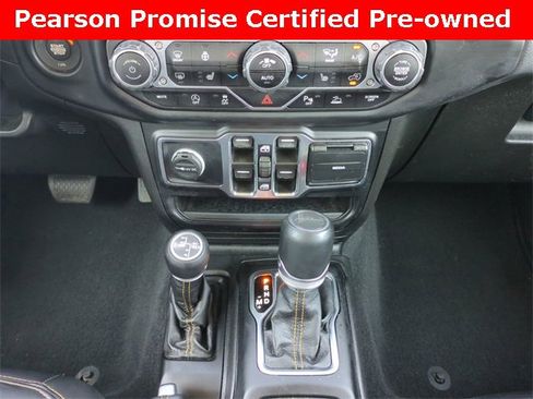 Used 2022 Jeep Gladiator Overland image 19