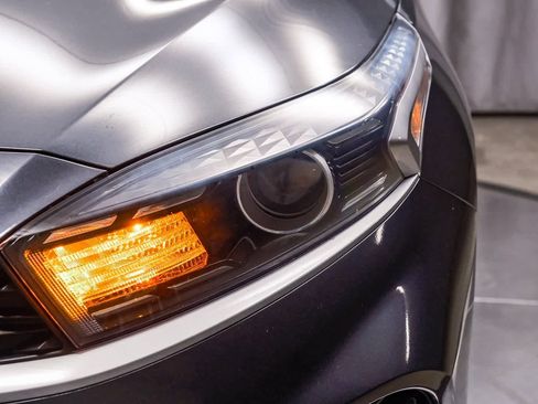 Used 2023 Kia Forte LXS image 10