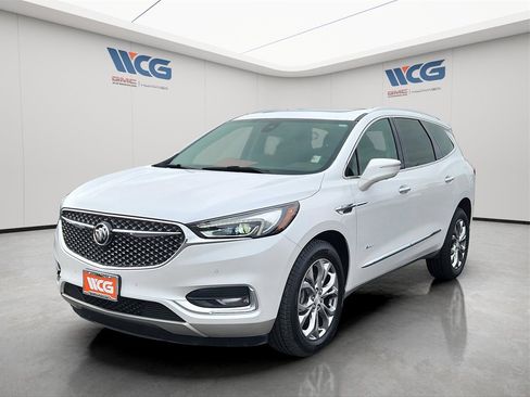 Used 2019 Buick Enclave Avenir w/ Avenir Technology Package image 5