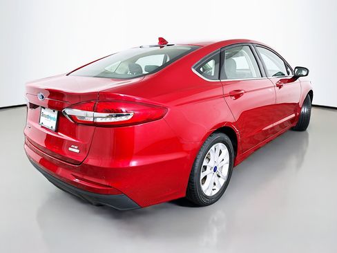 Used 2020 Ford Fusion SE image 7