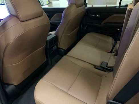 New 2026 Toyota 4Runner Limited image 13