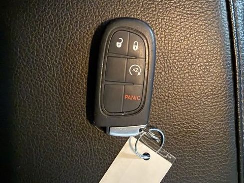 Used 2022 RAM 1500 Classic SLT w/ Electronics Convenience Group image 45