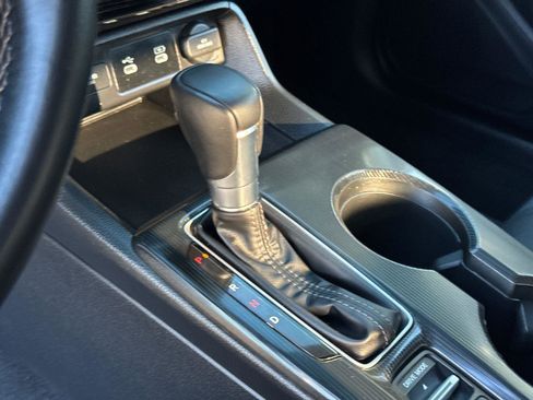 Used 2025 Honda Civic Sport image 27