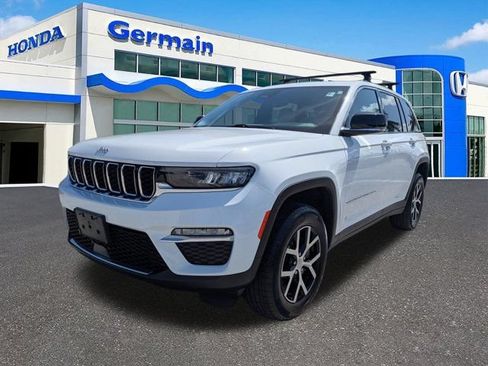 Used 2024 Jeep Grand Cherokee Limited AWD/4WD image 1
