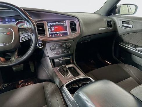 Used 2023 Dodge Charger SXT image 23