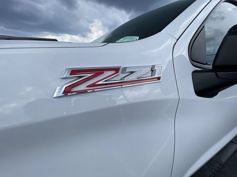 Certified 2022 Chevrolet Silverado 1500 LT Trail Boss AWD/4WD image 32