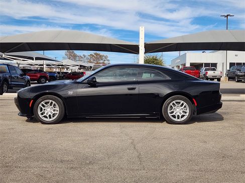 Used 2025 Dodge Charger Daytona R/T w/ Quick Order Package 25M R/T image 4