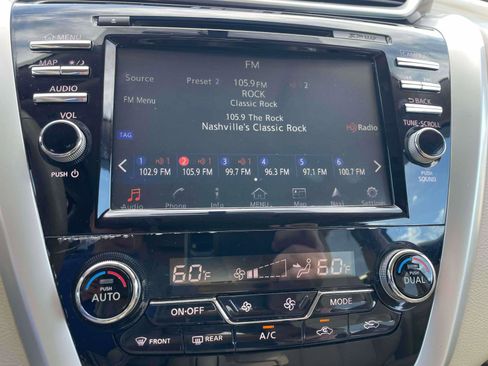 Used 2015 Nissan Murano Platinum w/ Platinum Technology Package image 9