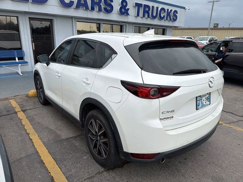 Used 2018 MAZDA CX-5 Touring w/ Preferred Equipment Package image 4