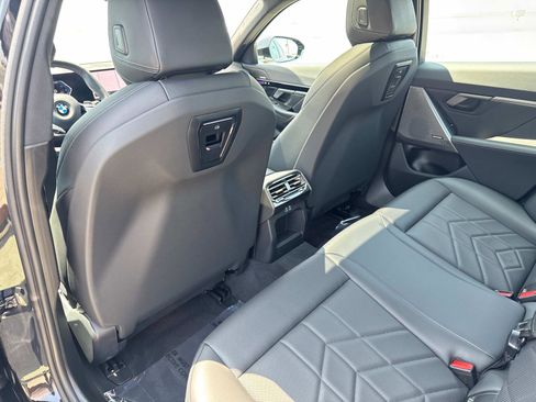 Used 2025 BMW 530i image 12