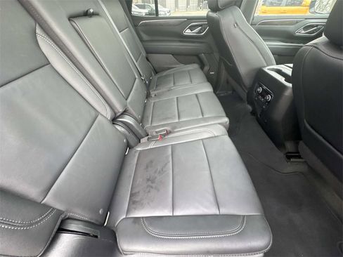 Used 2022 Chevrolet Tahoe Z71 w/ Luxury Package image 15