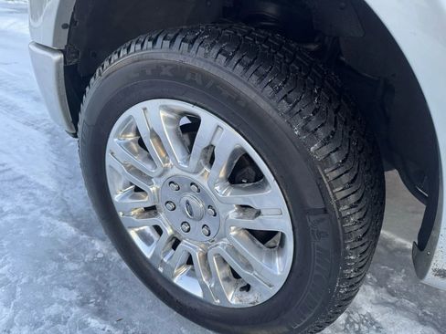 Used 2012 Ford F150 Platinum image 38