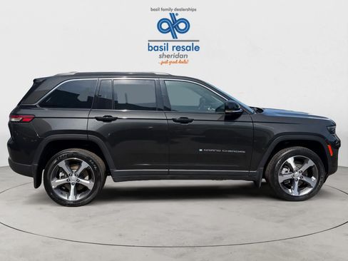 Used 2024 Jeep Grand Cherokee Limited 4xe w/ Luxury Tech Group II AWD/4WD image 7