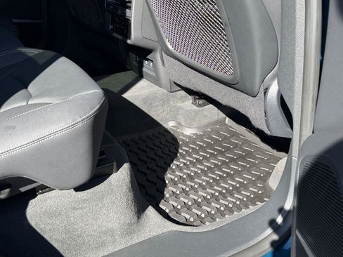 Used 2022 Audi Q8 Premium Plus w/ Premium Plus Package image 54