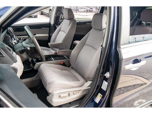 Used 2021 Honda Odyssey EX image 10