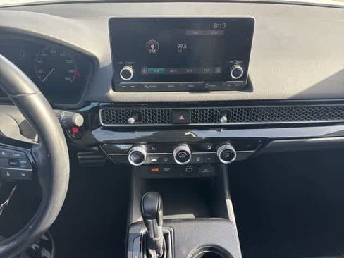 Used 2022 Honda Civic Sport image 19