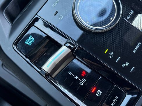 Used 2025 BMW iX xDrive50 w/ Premium Package image 26