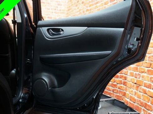 Used 2020 Nissan Rogue Sport SL w/ Premium Package image 50