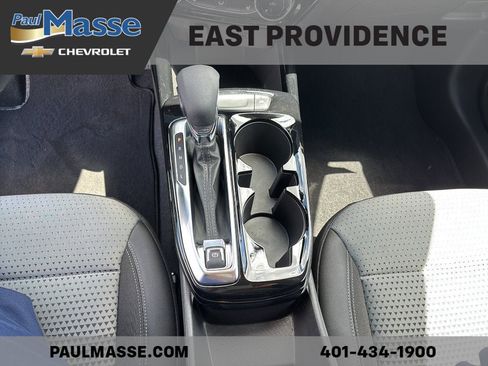 Certified 2025 Chevrolet Trax LT w/ LT Convenience Package FWD image 14