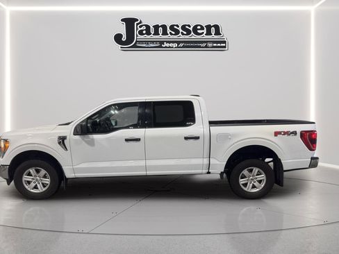 Used 2022 Ford F150 XLT w/ Equipment Group 301A Mid image 3