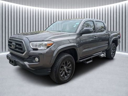 Used 2021 Toyota Tacoma SR5 RWD image 7