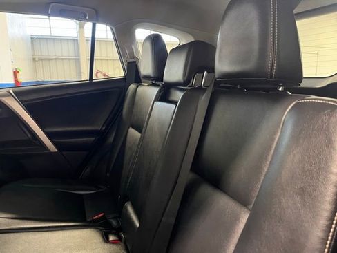 Used 2014 Toyota RAV4 Limited w/ Technology Package image 18