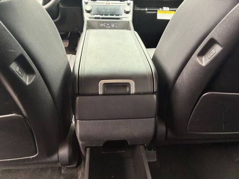 Used 2025 Hyundai Santa Fe SEL AWD/4WD image 20